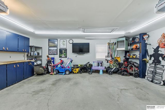 4402 Barker Avenue, Omaha, NE 68105