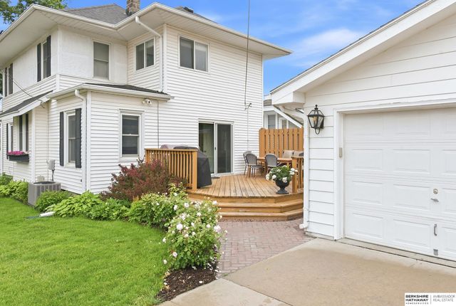 4402 Barker Avenue, Omaha, NE 68105