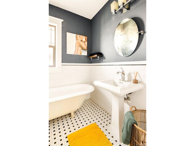 3253 N Columbine St, Denver, CO 80205