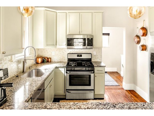 3253 N Columbine St, Denver, CO 80205