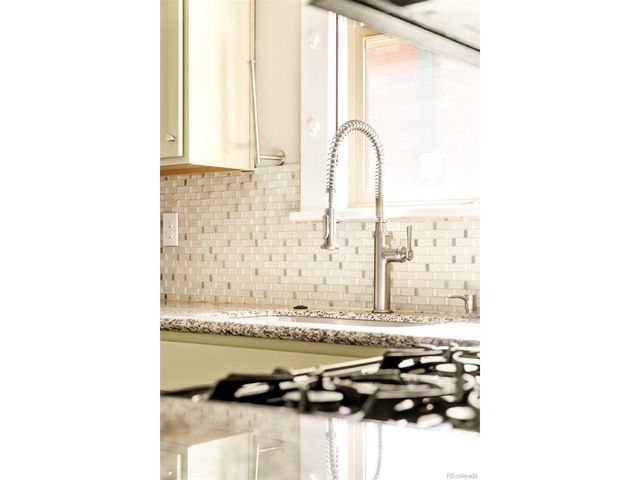 3253 N Columbine St, Denver, CO 80205