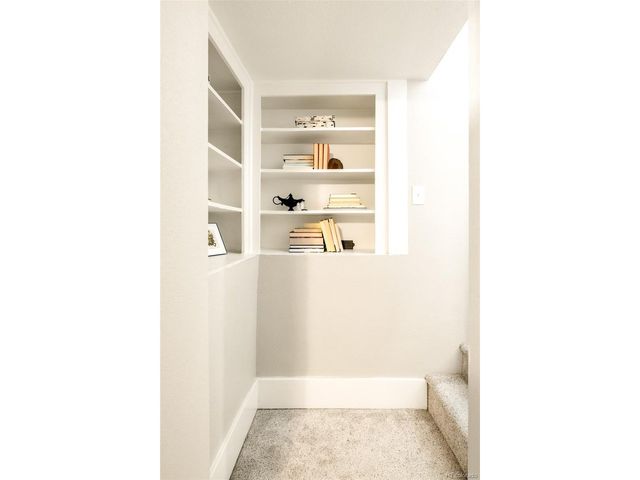 3253 N Columbine St, Denver, CO 80205