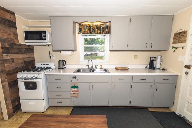 1172 W 13th Court, Arkdale, WI 54613