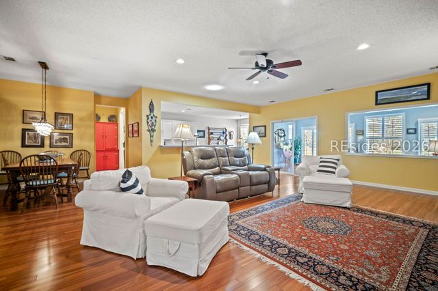 31 Willow Brook Dr, Bluffton, SC 29909