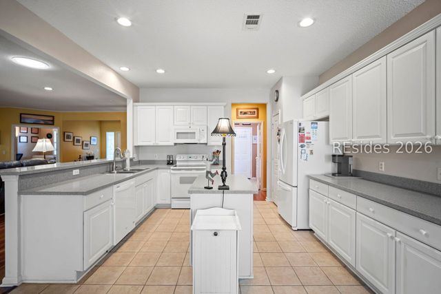 31 Willow Brook Dr, Bluffton, SC 29909