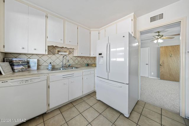3008 E 6th Street D15, Tucson, AZ 85716