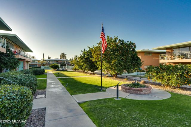 3008 E 6th Street D15, Tucson, AZ 85716