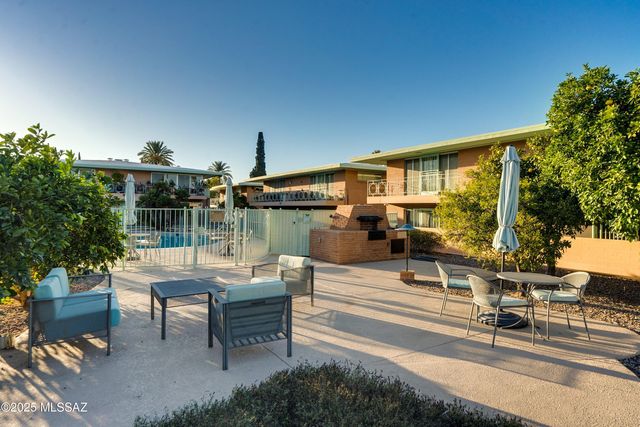 3008 E 6th Street D15, Tucson, AZ 85716