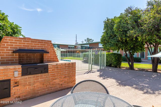 3008 E 6th Street D15, Tucson, AZ 85716