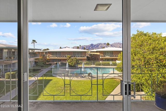 3008 E 6th Street D15, Tucson, AZ 85716