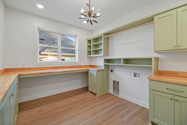 9244 Villas Court, Tyler, TX 75703