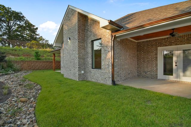 9244 Villas Court, Tyler, TX 75703