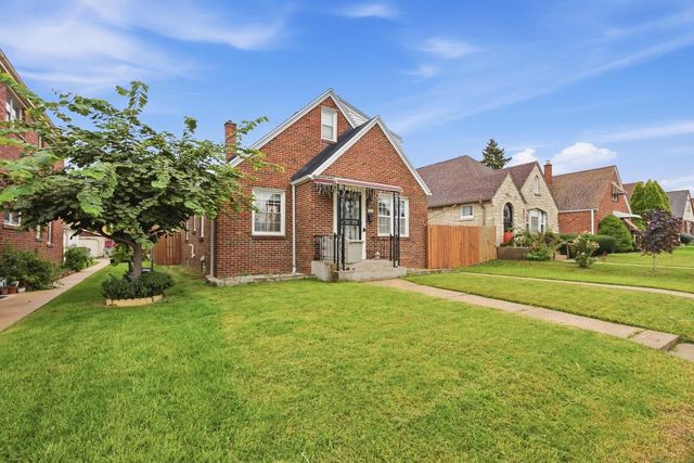 3318 S 13th STREET, Milwaukee, WI 53215