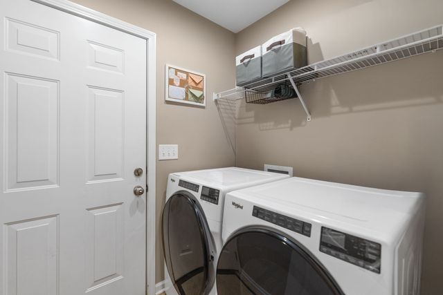 216 Williamsburg Cir, Tullahoma, TN 37388