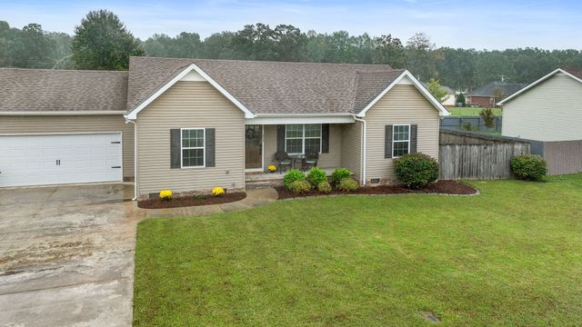 216 Williamsburg Cir, Tullahoma, TN 37388
