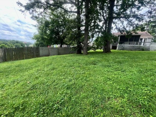 2805 Barksdale Ln, Antioch, TN 37013