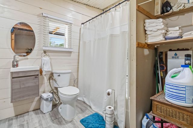 84 Sycamore Street, Burnside, KY 42519