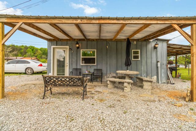 84 Sycamore Street, Burnside, KY 42519