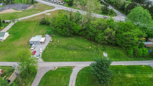 84 Sycamore Street, Burnside, KY 42519