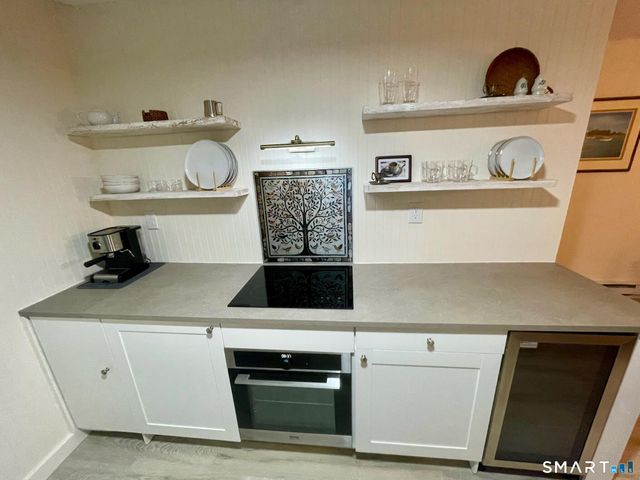 308 Meadowside Road APT 101, Milford, CT 06460