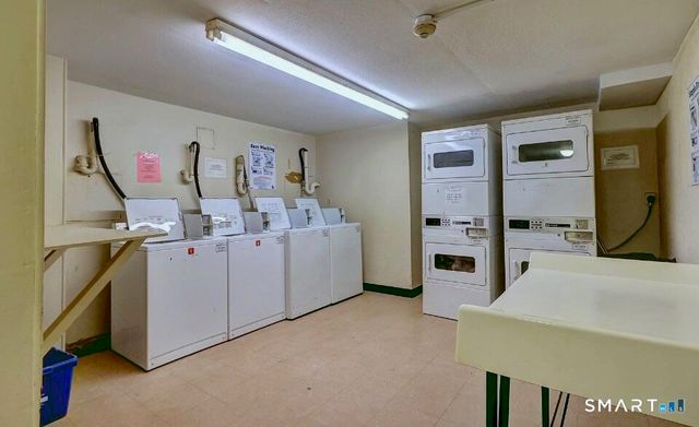 308 Meadowside Road APT 101, Milford, CT 06460