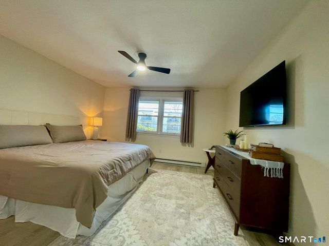 308 Meadowside Road APT 101, Milford, CT 06460