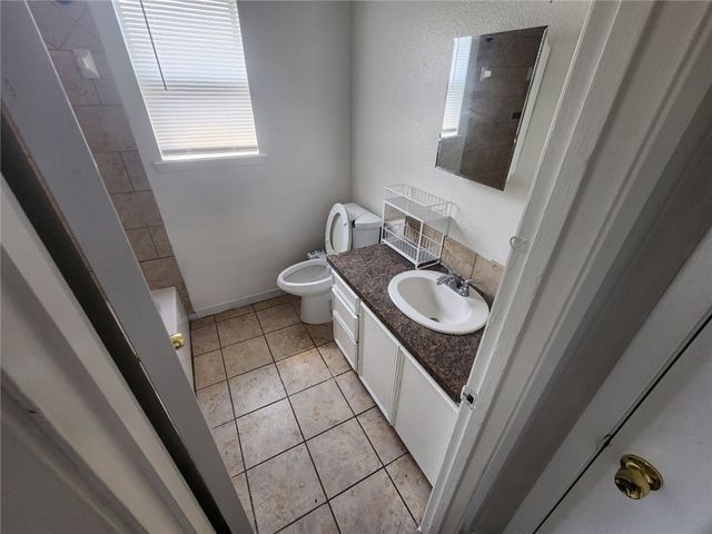 7406 Milky Way Dr, Corpus Christi, TX 78412