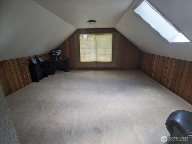 22718 SE 321st Place, Kent, WA 98042