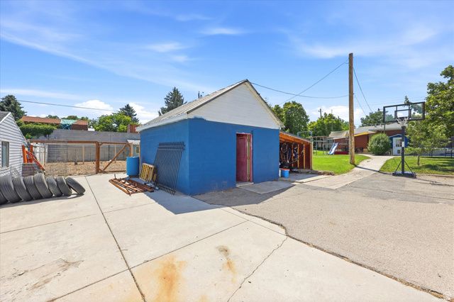 5037 S 3200 W, Taylorsville, UT 84118