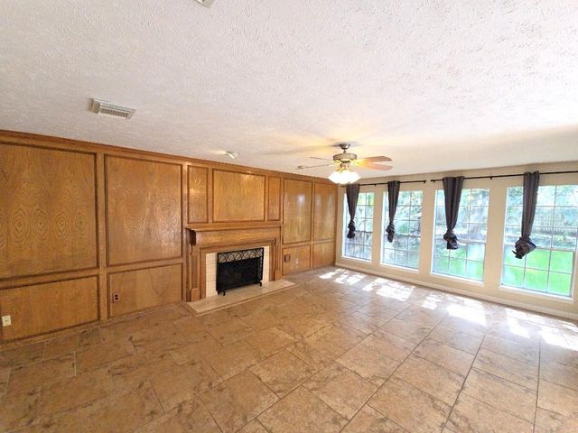 2502 Fairwind Drive, Houston, TX 77062
