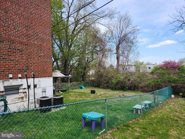 107 LOCKART PLZ, Philadelphia, PA 19116