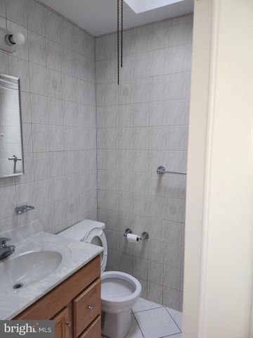 107 LOCKART PLZ, Philadelphia, PA 19116