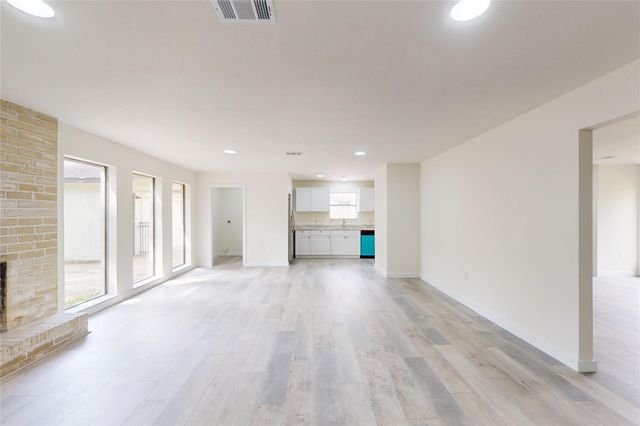 2218 Poplar Park Drive, Houston, TX 77339