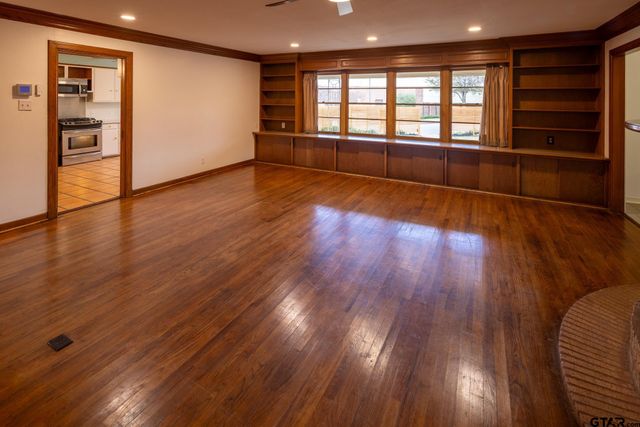 2745 Curtis, Tyler, TX 75701