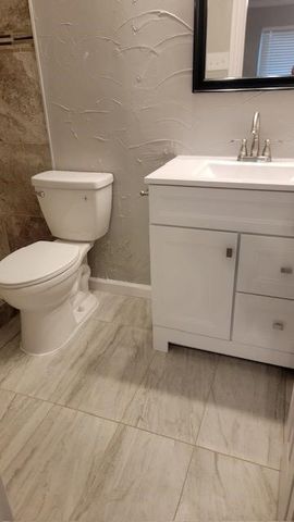 5144 Reed Drive, The Colony, TX 75056