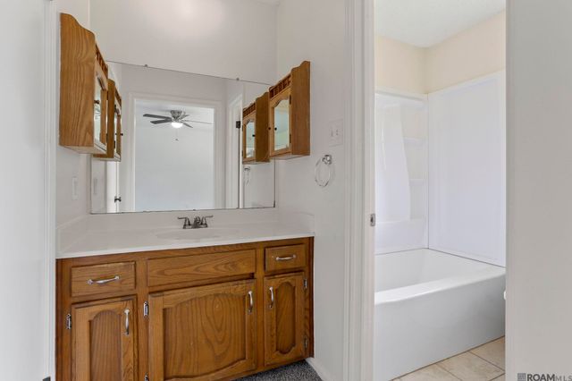 13703 Marlin Ave, Baton Rouge, LA 70818