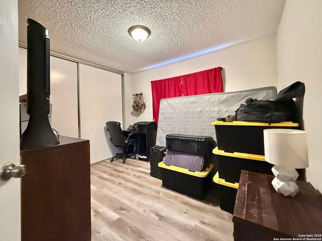 8019 Grand Bnd, San Antonio, TX 78250