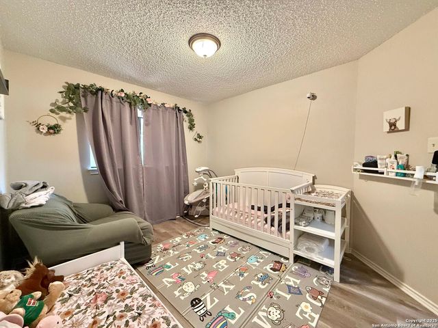 8019 Grand Bnd, San Antonio, TX 78250