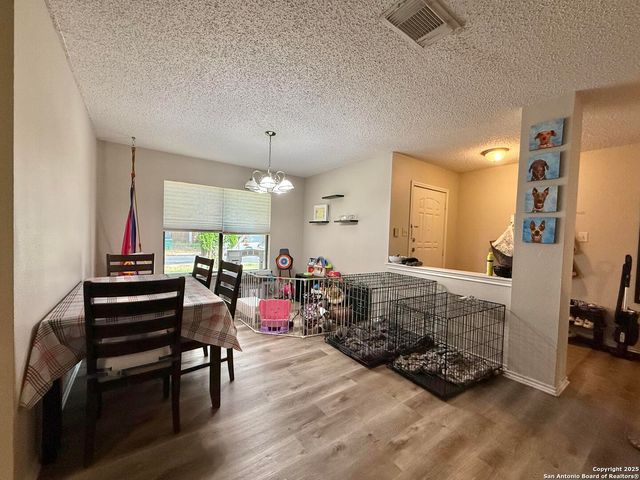 8019 Grand Bnd, San Antonio, TX 78250