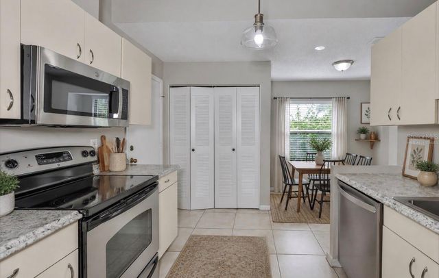 1209 LITCHFIELD DRIVE 42, Sun City Center, FL 33573