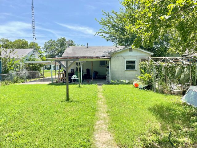 3609 N 23rd Street, Waco, TX 76708