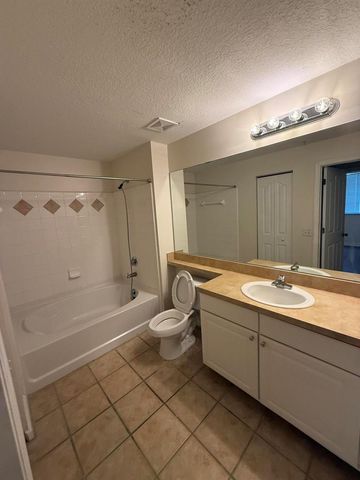 9901 Baywinds Boulevard 3107, West Palm Beach, FL 33411