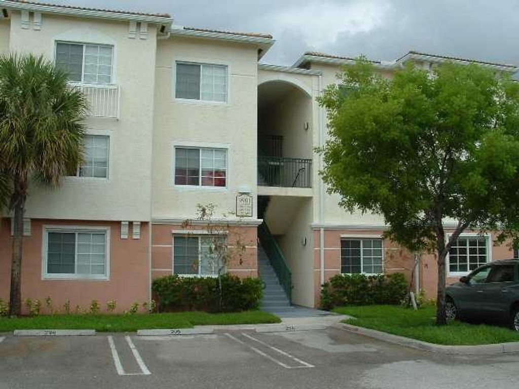 9901 Baywinds Boulevard 3107, West Palm Beach, FL 33411