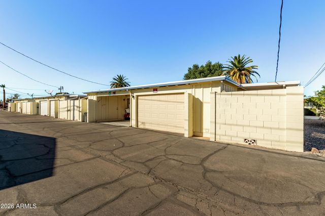 10409 W PEORIA Avenue, Sun City, AZ 85351