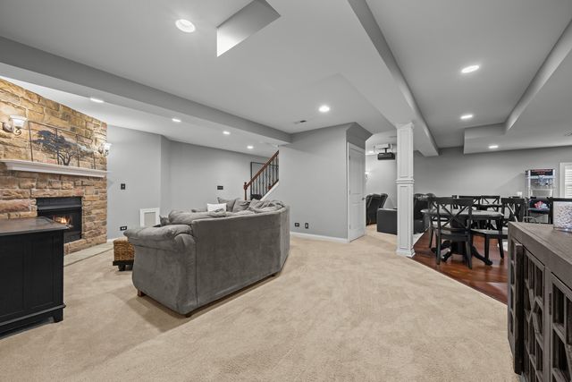 26105 Whispering Woods Circle, Plainfield, IL 60585