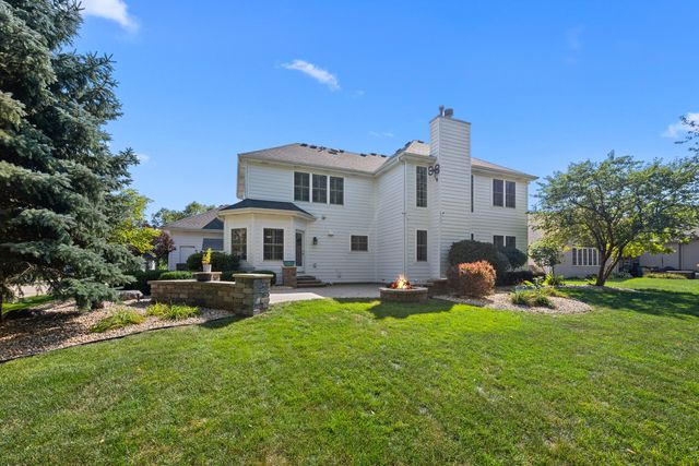 26105 Whispering Woods Circle, Plainfield, IL 60585