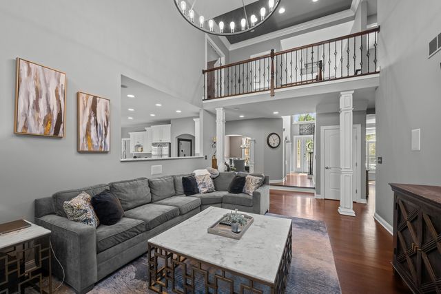 26105 Whispering Woods Circle, Plainfield, IL 60585