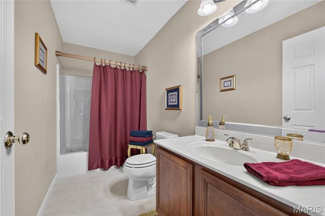 4396 Hawkins Glen Way, St Louis, MO 63129