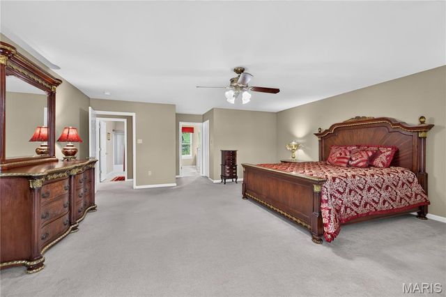 4396 Hawkins Glen Way, St Louis, MO 63129