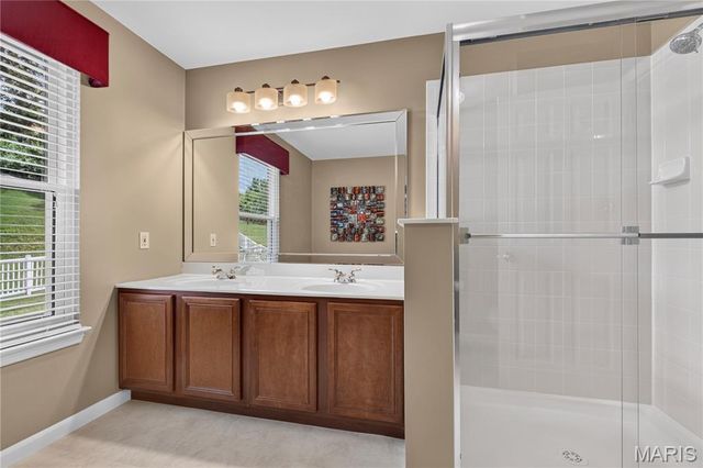 4396 Hawkins Glen Way, St Louis, MO 63129